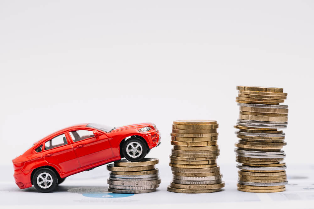 Ahorra hasta 2.000 € al año con tu coche gracias al renting y una conducción eficiente I Swipcar